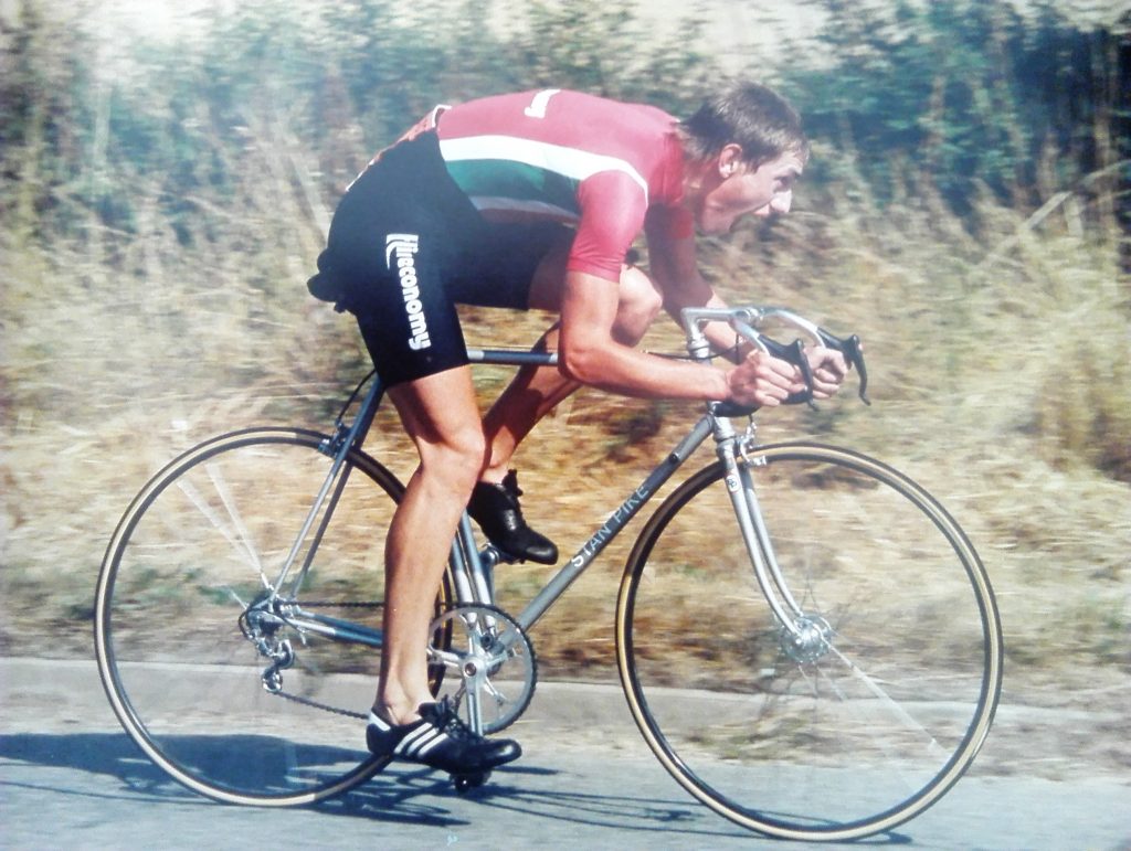 Winning the Alton cc 25 with 55.56 on H25/3 (Newbury) 14 august 1983.